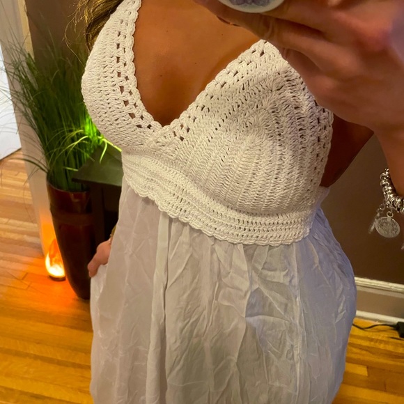 Crochet Linen Dress - Picture 4 of 11